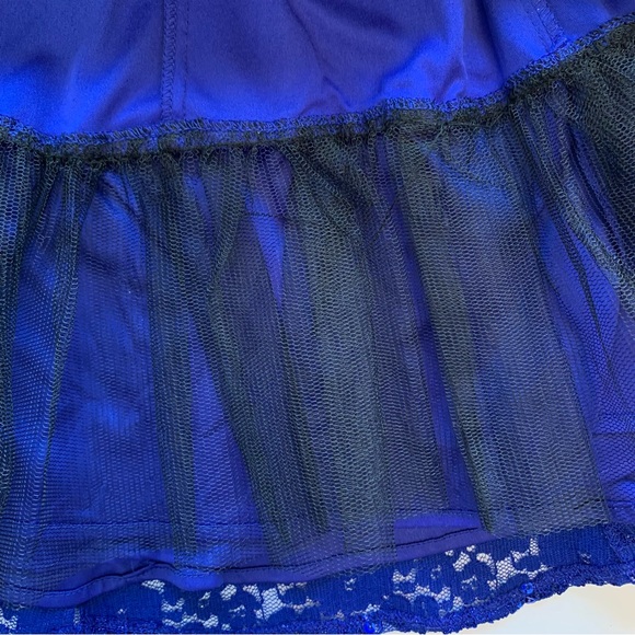 Morgan & Co. royal blue lace skater dress Size 5/6 - Picture 4 of 9